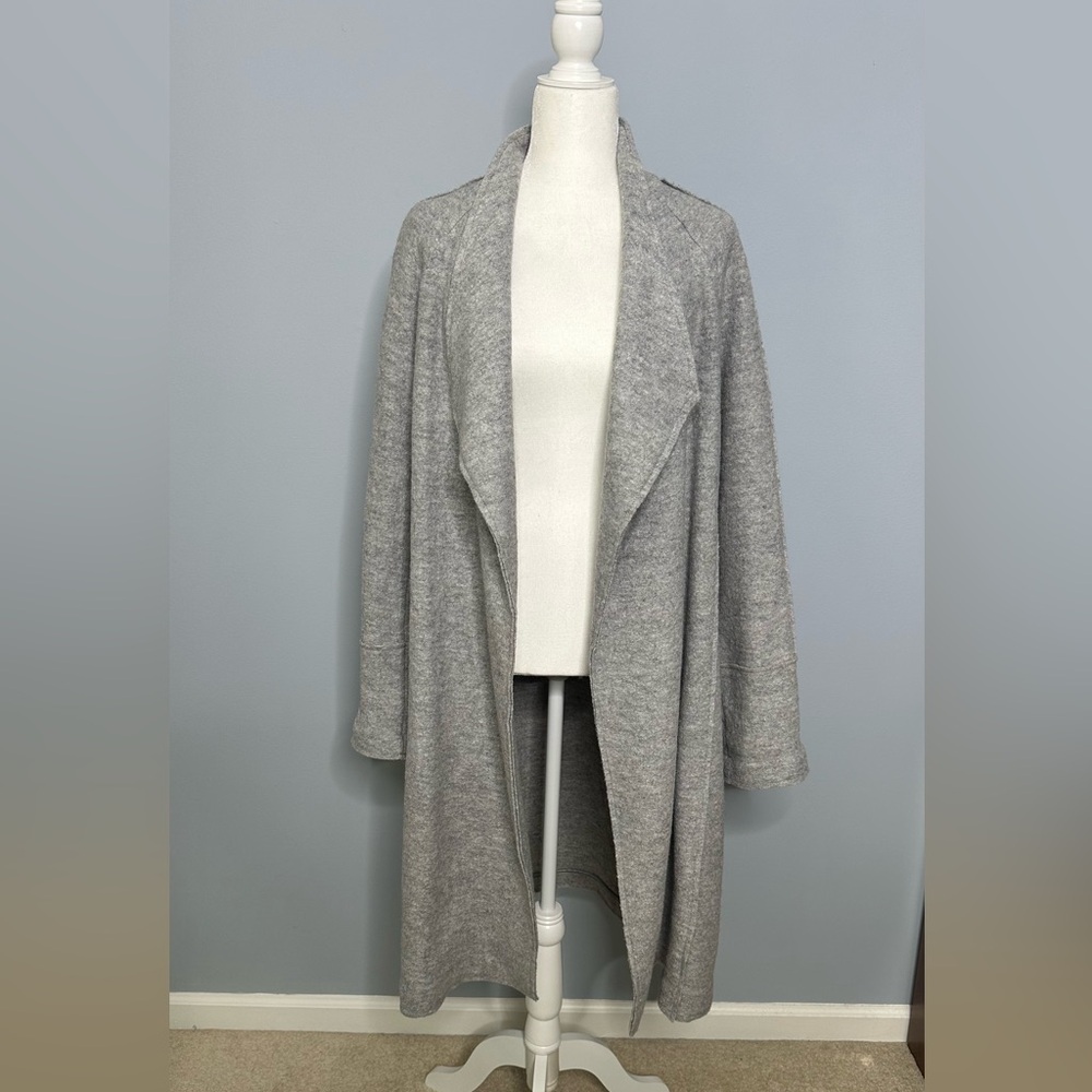 Tahari Gray Wool Blend Cardigan Jacket